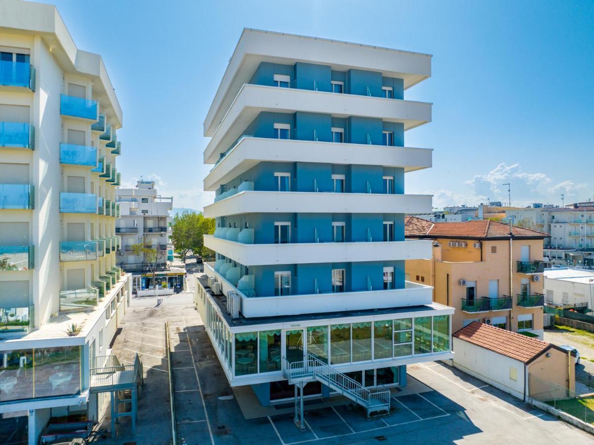 Hotel Astor Ріміні Екстер'єр фото